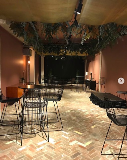 Black Wire Cocktail Table black wire cocktail table to hire