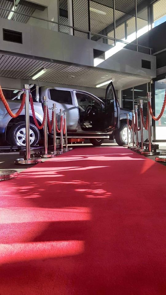 red carpet with rope and bollards to hire 