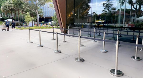 retractable barriers to hire in Sydney