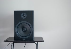 speaker to hire for en event