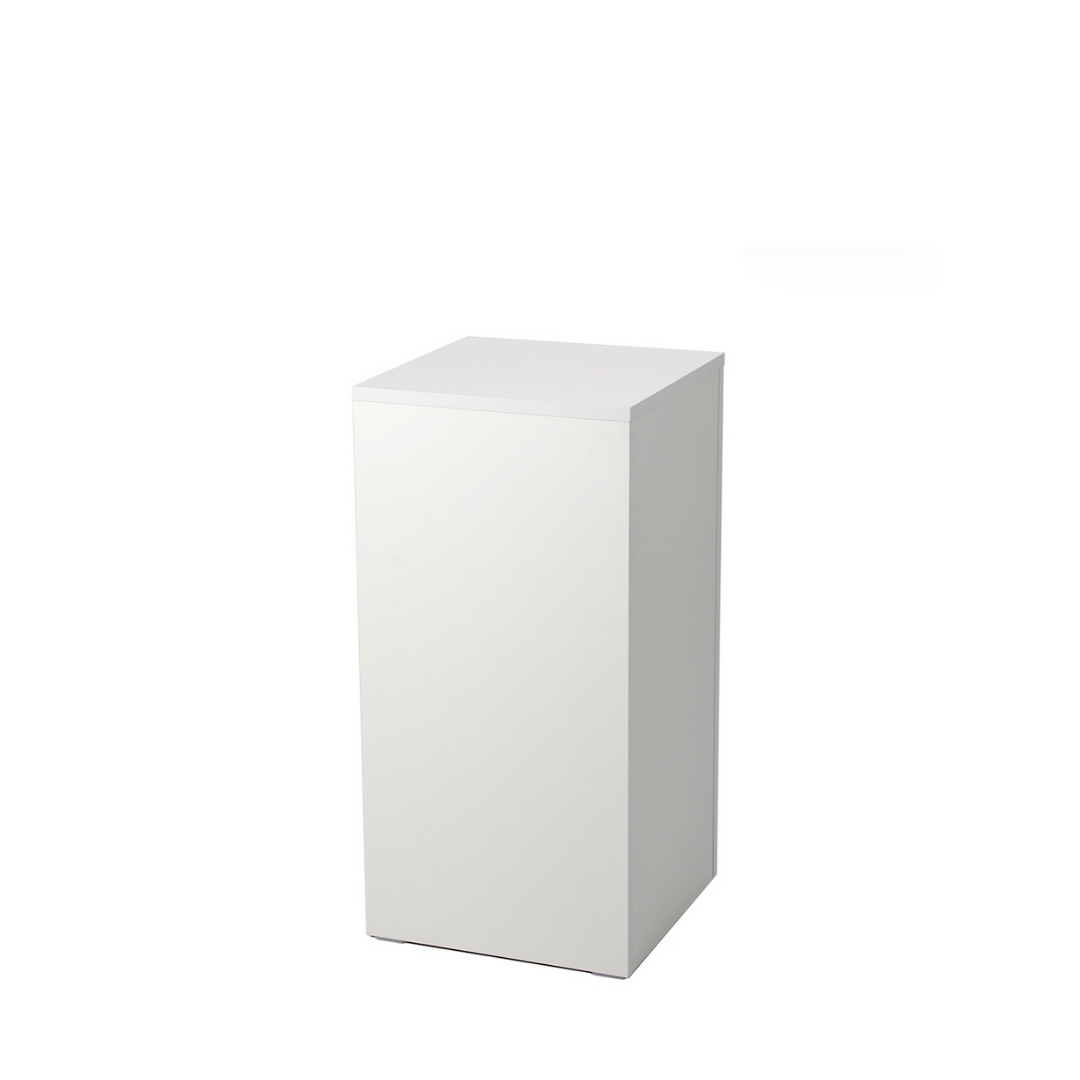 White Square Plinth Hire – Medium White Plinths medium